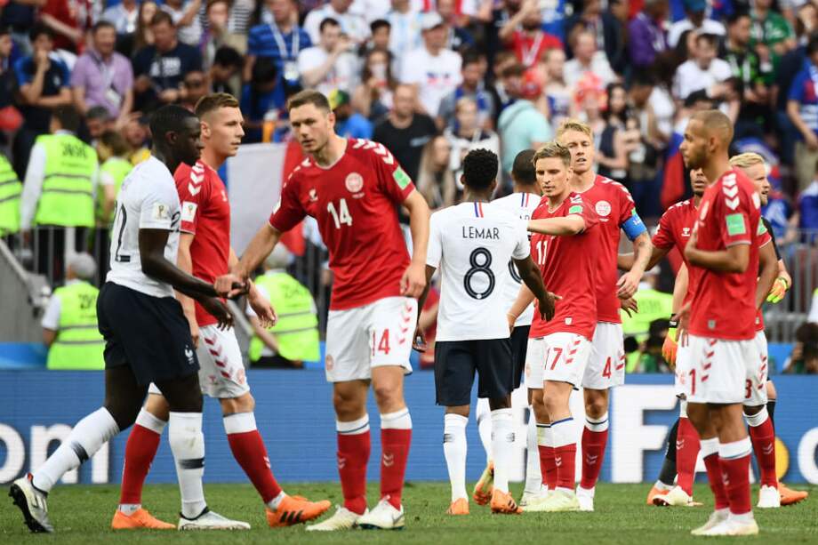 Franceses y daneses sellaron su clasificación a octavos en Rusia 2018. / AFP