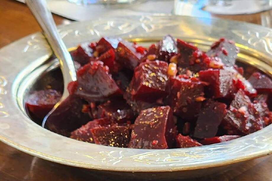 Receta para preparar remolachas asadas con aceite de oliva, naranja y comino