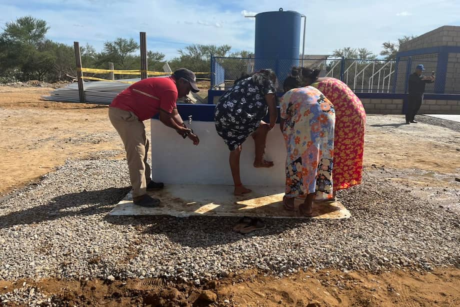 En las comunidades se construyeron plantas para potabilizar el agua de los pozos.