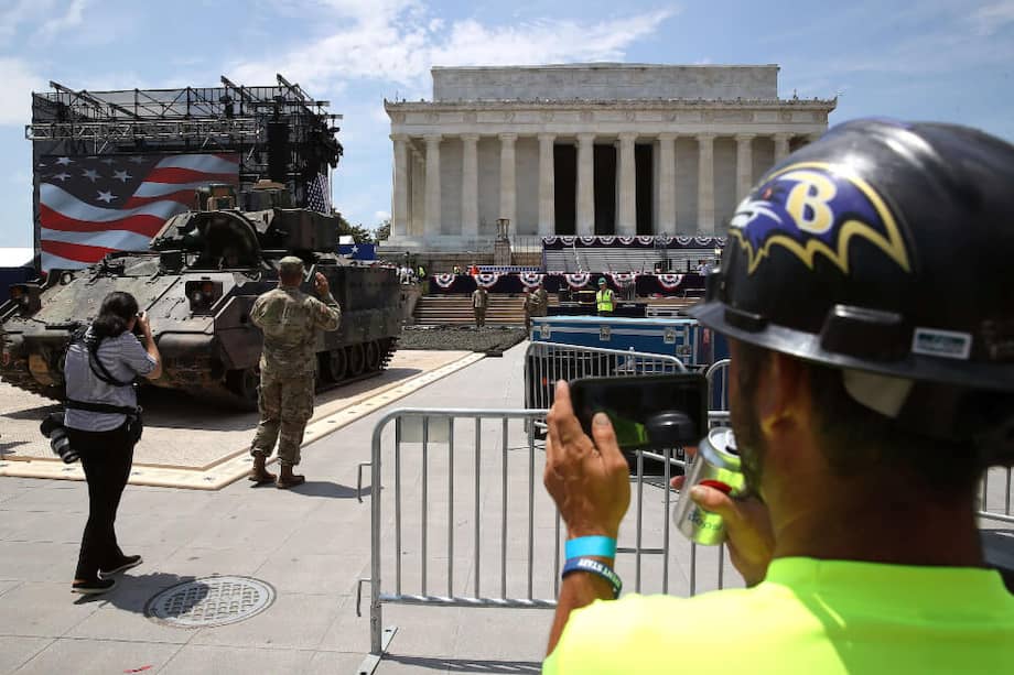 Los tanques ya están en el centro de Washington para la gran fiesta patriótica del presidente de EE. UU., Donald Trump. / AFP