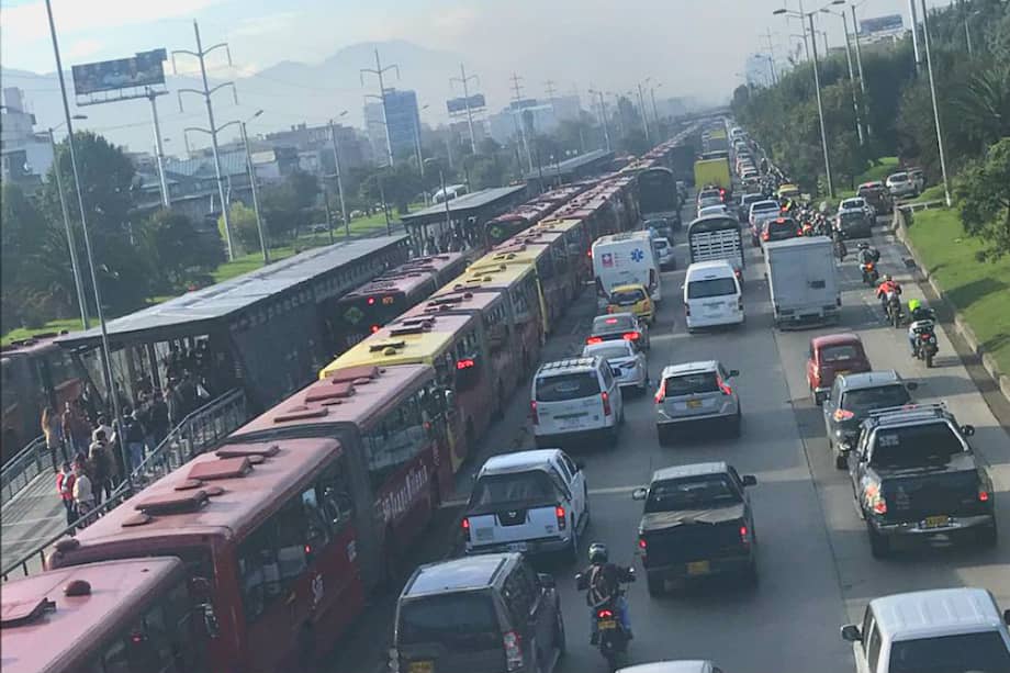 Tomada de Twitter @lorenarori