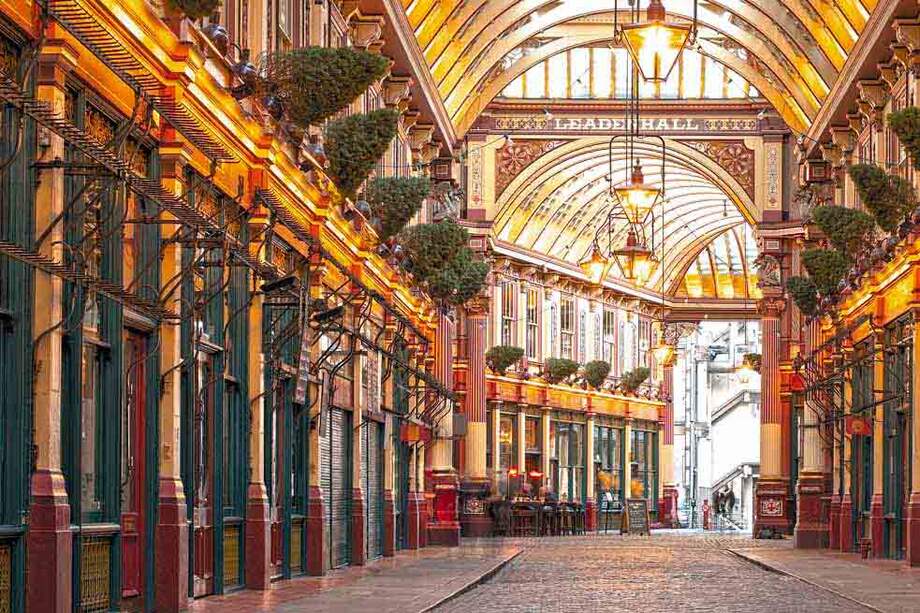 El mercado Leadenhall, en Londres, era el callejón Diagon en la película Harry Potter, el lugar preferido para comprar artículos de magia. / Fotos: 123rf