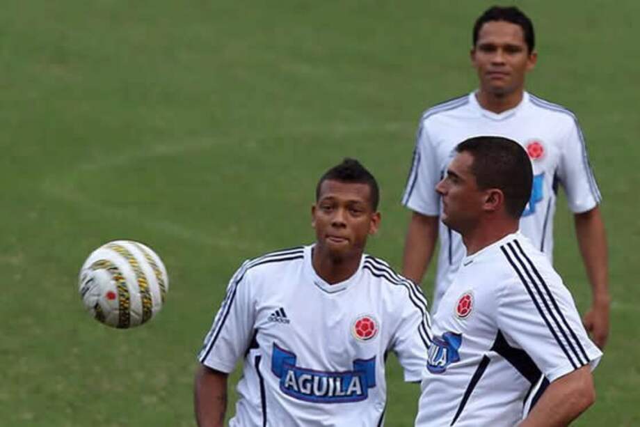 Freddy Guarín, Farid Mondragón y Carlos Bacca - EFE