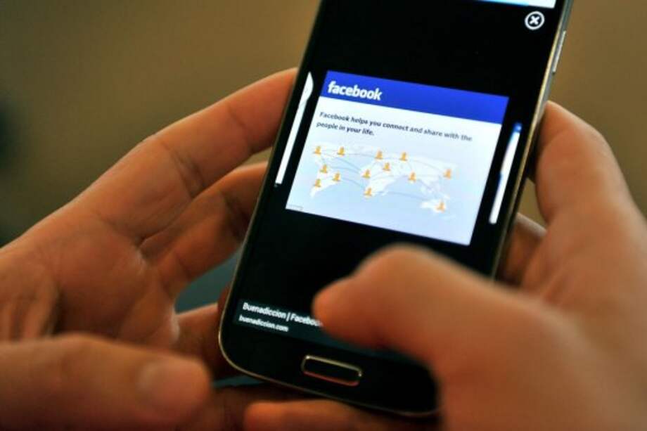 El español, segunda lengua más utilizada ya en Facebook y Twitter