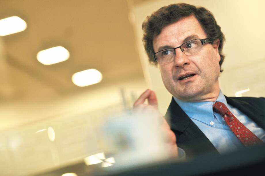 Luis Fernando Andrade asegura que se están buscando soluciones conciliadas con los camioneros para que no los afecte económicamente. / El Espectador