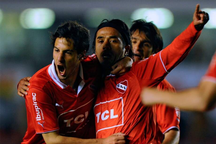 Fabián Vargas marca en victoria de Independiente sobre Liverpool