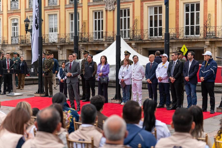 Las cabezas de la institucionalidad colombiana, con sus diferencias, llamaron este domingo a defender el sistema electoral. Esta imagen es de la instalación de las elecciones del pasado 8 de marzo.