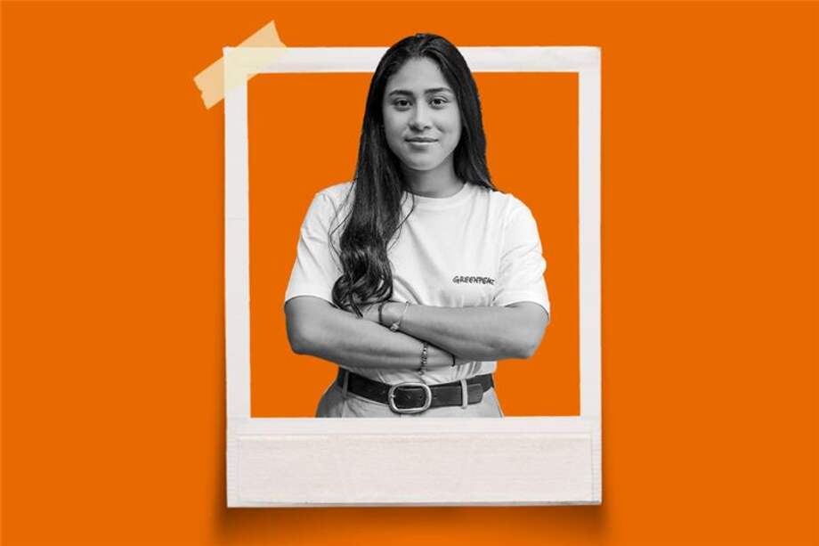 Laura Caicedo tiene un pódcast llamado Echando cuento.