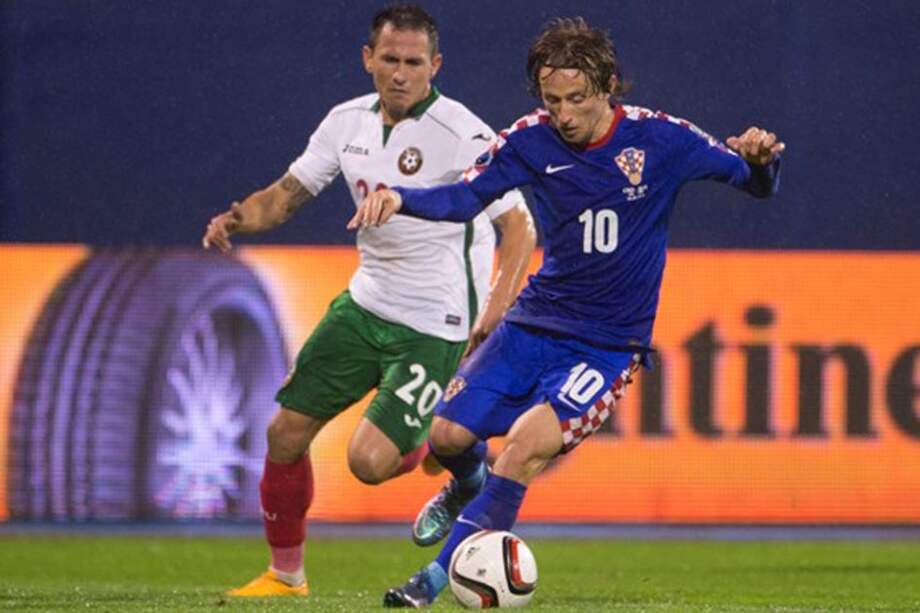 Luka Modric salió lesionado del partido entre Croacia y Bulgaria. Foto: Drago Sopta - Federación de Fútbol de Croacia
