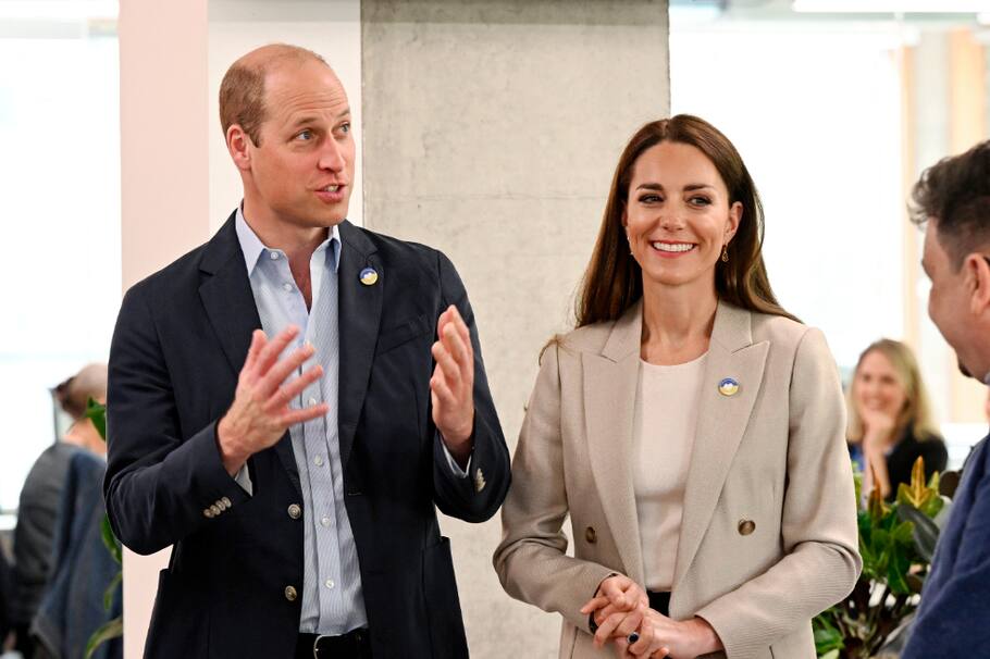 No está muerta ni entubada. Kate Middleton reapareció junto al príncipe William