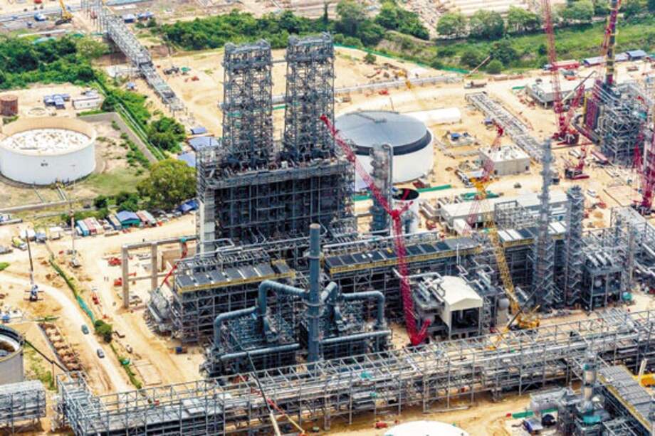 La refinería de Cartagena estará lista en 2014 y permitirá eliminar la importación del 20% del diésel que se consume en el país. / Cortesía Reficar