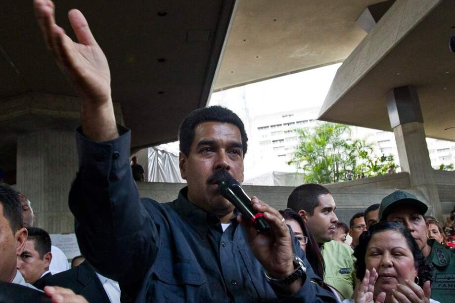 Maduro aceptará debatir con Capriles si pide perdón a familia de Chávez