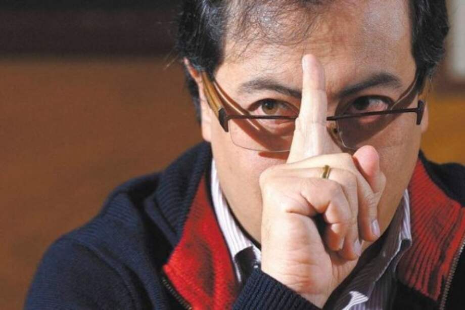 En Congreso plantean revocar mandato a Gustavo Petro