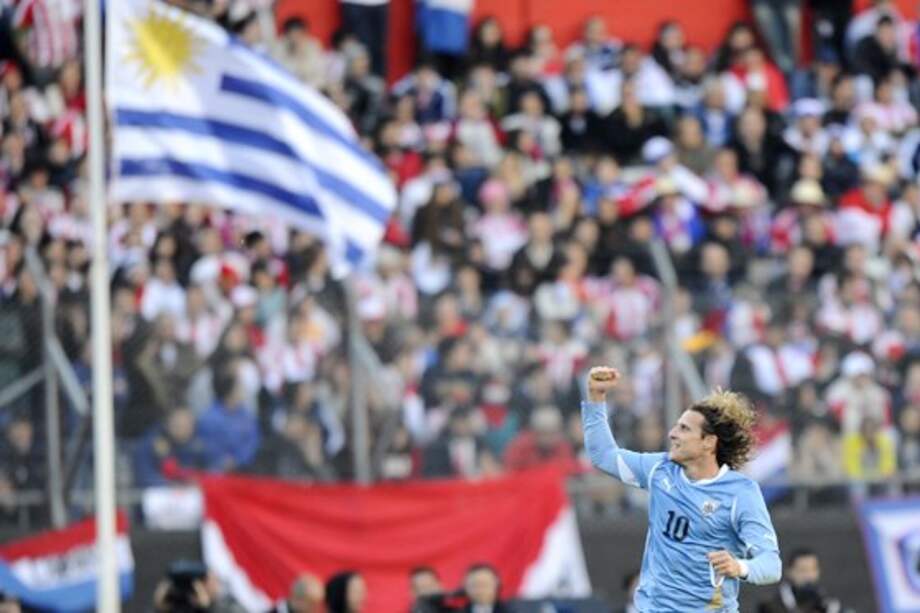 El delantero que se retiró de la selección en marzo y abandonó el fútbol japonés para jugar en el uruguayo Peñarol. /AFP