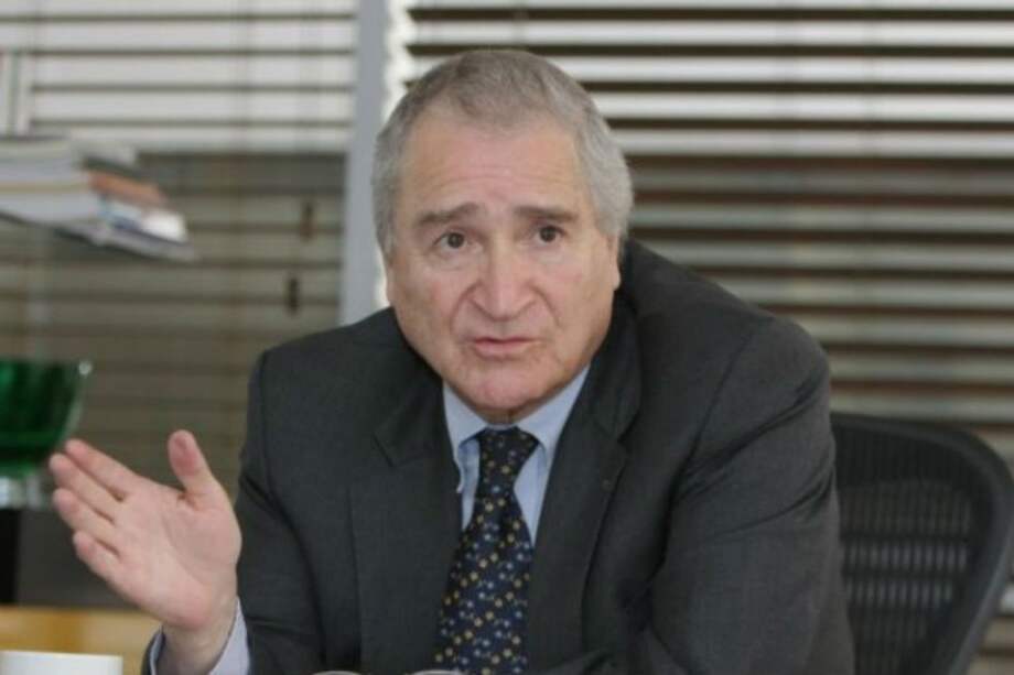 Conservadores uribistas piden a su partido alianza con Centro Democrático