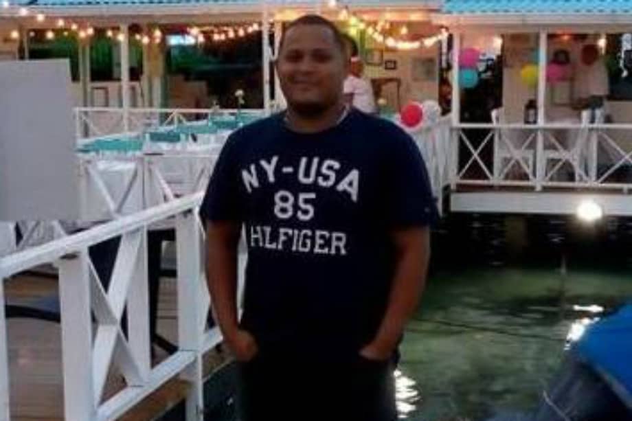 Tomada de Facebook: https://www.facebook.com/photo.php?fbid=730055717348886&set=a.133483547006109&type=3&theater