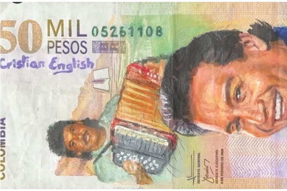 Así se ve el antiguo billete de 50 mil pesos colombianos intervenido con la imagen de Diomedes Díaz. También aparece su acordeonero Juancho Rois.