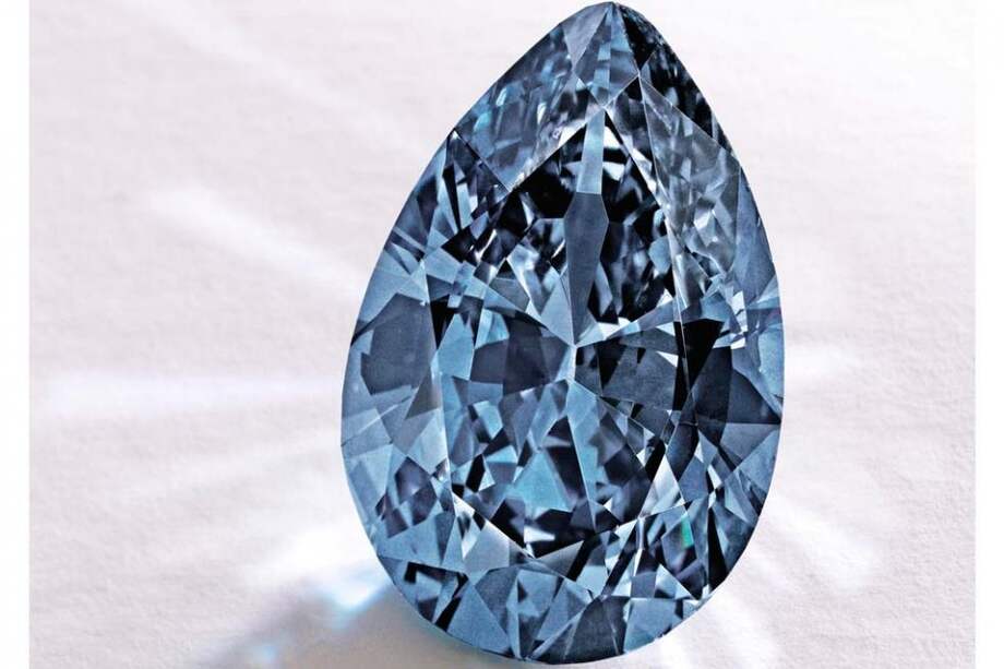 Diamante azul de 9,75 quilates.