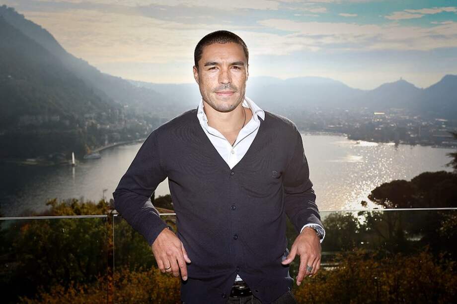 Iván Ramiro Córdoba en su casa en Como. / Revista Cromos - Marco Di Ponti