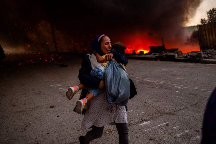 El incendio en el campamento Moria (Grecia), que dejó a miles de solicitantes de asilo a la deriva, aceleró la discusión en la Unión Europea de una nueva estrategia para atender la crisis migratoria.