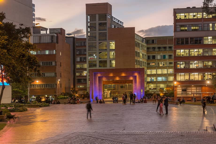 El lema de La Tadeo es la integración de las ciencias y las artes.