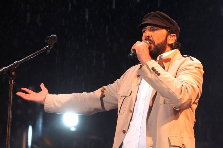 Juan Luis Guerra durante el concierto en Santo Domingo.