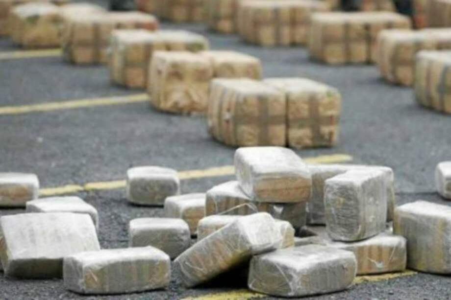 Incautan en Perú 354 kilos de cocaína de propiedad de narcotraficante colombiano