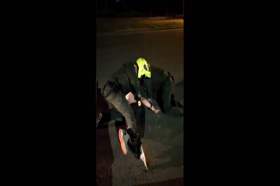 En redes sociales han comparado este caso con el de Dilan Cruz y George Floyd.