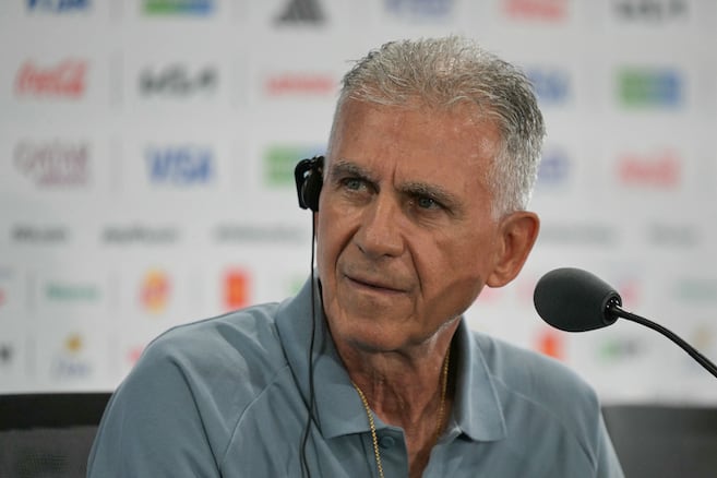 ¿Por qué Carlos Queiroz relacionó a la FCF con la muerte de su exasistente en la selección?