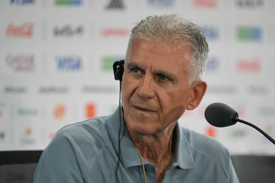 Carlos Queiroz, DT de Ghana, antes del partido contra Colombia.