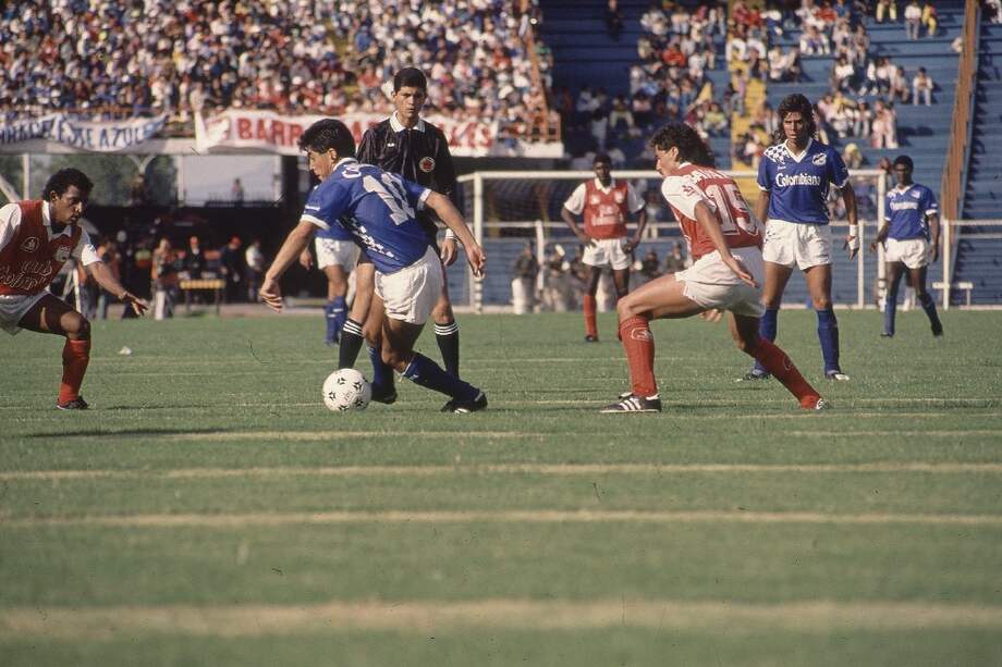Una jugada del 7-3 a favor de Santa Fe, partido que se disputó el 23 de febrero de 1992. / Archivo El Espectador