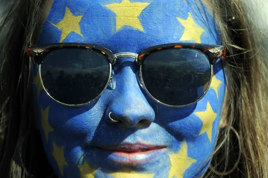 La disminución del poder adquisitivo en el Reino Unido tendrá también sus ramificaciones en toda Europa. /Bloomberg.