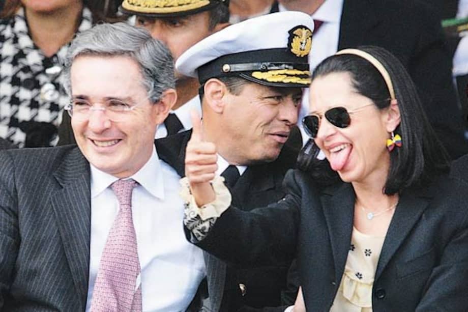 A Lina Moreno de Uribe ¿le picó el 'bichito' de la política?