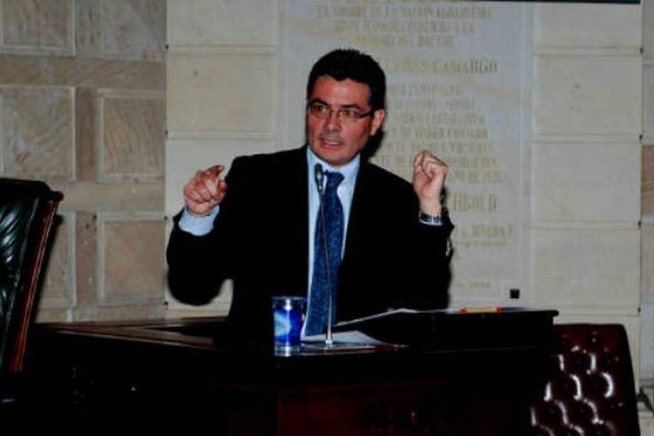 Si la experiencia política es repartir puestos no la voy a tener: Minsalud a Roy Barreras