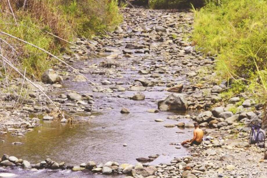 El río Pance, en Cali, es uno de los más afectados por el fenómeno de El Niño. / Fabio Posada