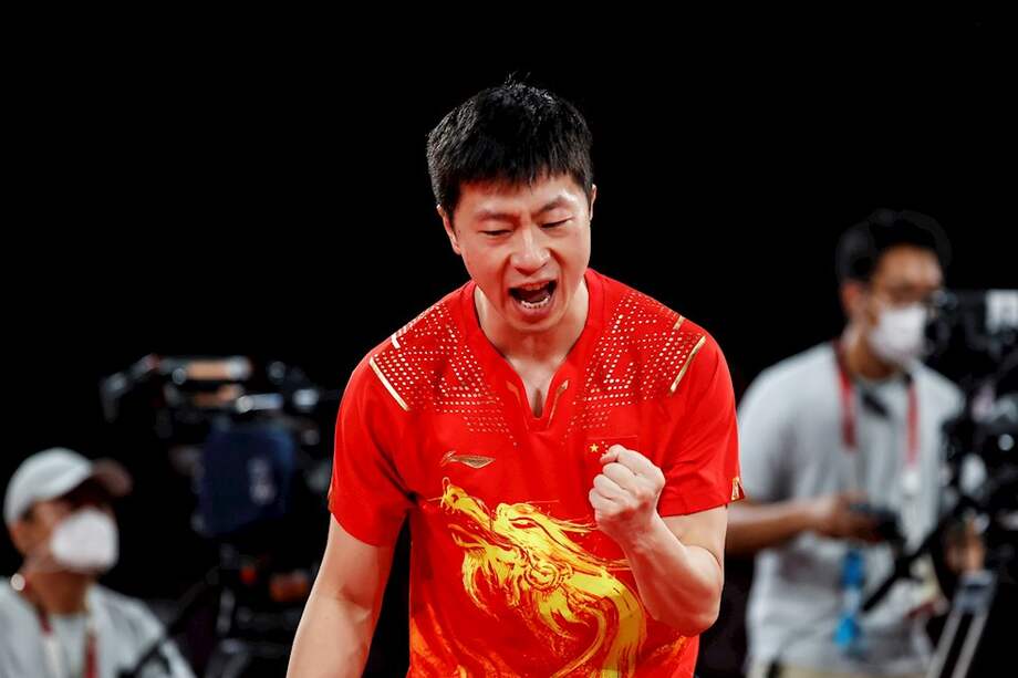 La delegación de China manda en las competencias de tenis de mesa.