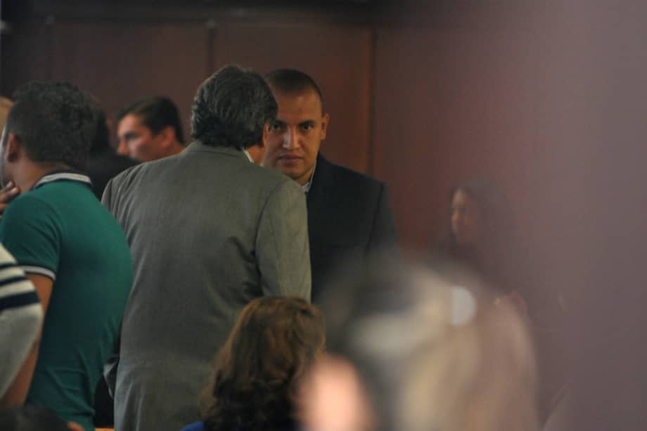 La audiencia de imputación de cargos contra 13 miembros de la Policía por la muerte de Francisco Ocampo se realiza a esta hora en los juzgados de Paloquemao, occidente de Bogotá. / Gustavo Torrijos
