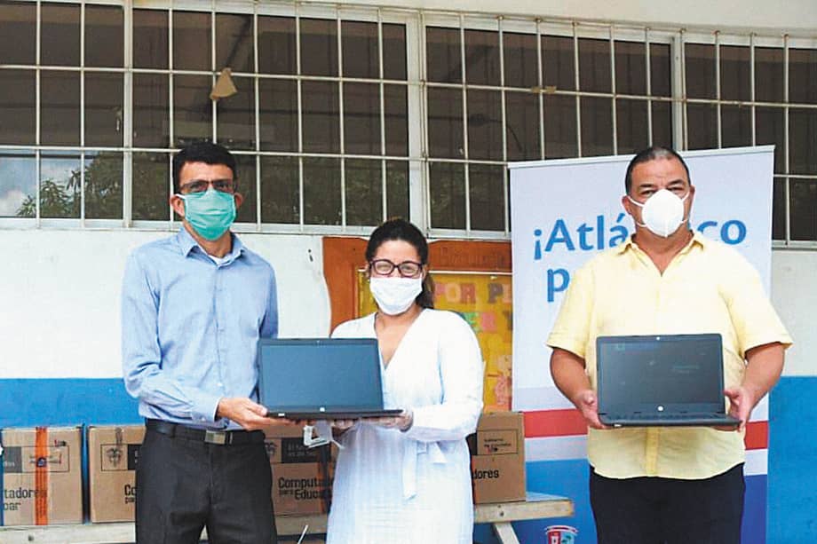 Desde abril, Mineducación ha entregado 83.345 computadores en el país.