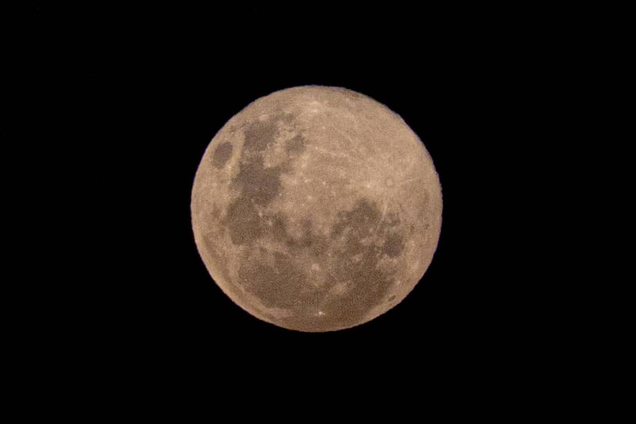 Imagen de referencia de una superluna, uno de los eventos que ocurrirá en enero.