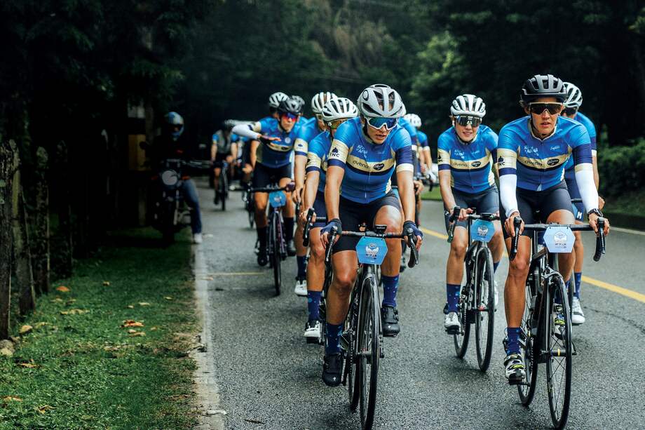 El pasado 27 de mayo Alpina inauguró su segundo “Alto de la Avena” en Antioquia. El evento contó con la participación de 450 ciclistas en un recorrido de 4.7km y 5.4% de pendiente que inició desde la reconocida finca de “Rigo”. Entre los asistentes estuvieron los reconocidos “Superman” López y Óscar Sevilla.