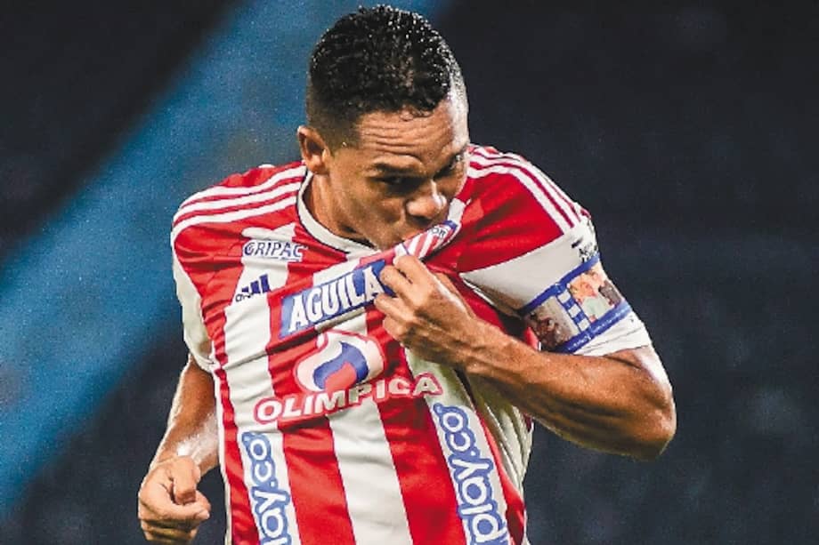 Carlos Bacca, capitán de Junior de Barranquilla, buscará guiar a su equipo a una victoria y acercarse al grupo de los ocho primeros.