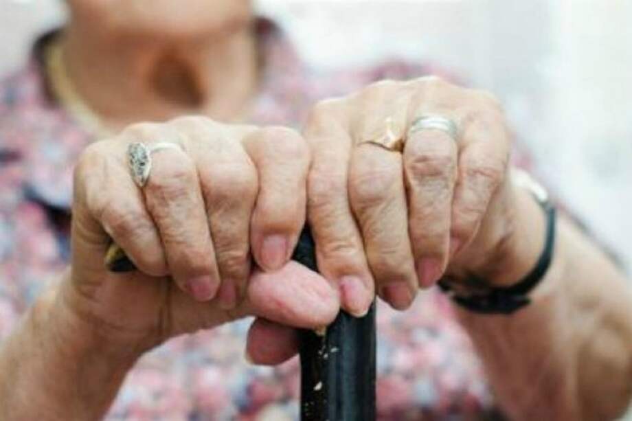 El tercer pilar de la reforma pensional propone que las personas que tienen ingresos por encima de los 4 salarios mínimos hagan aportes adicionales al Régimen de Ahorro Individual de las Administradoras de Fondos de Pensiones y de Cesantías (AFP).