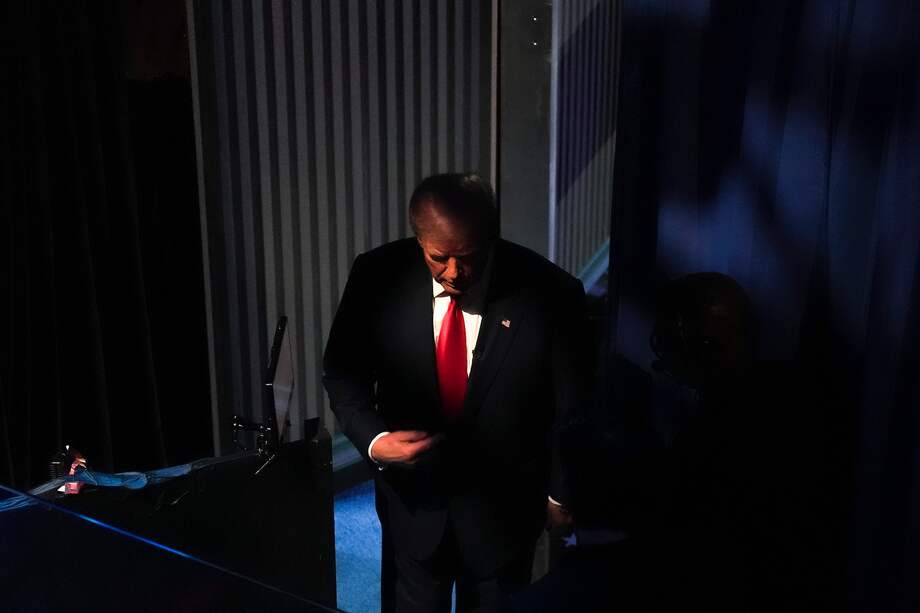 Donald Trump mostró su crueldad en un debate presidencial. Su estilo de hacer política es una amenaza para la democracia y la paz de las sociedades.