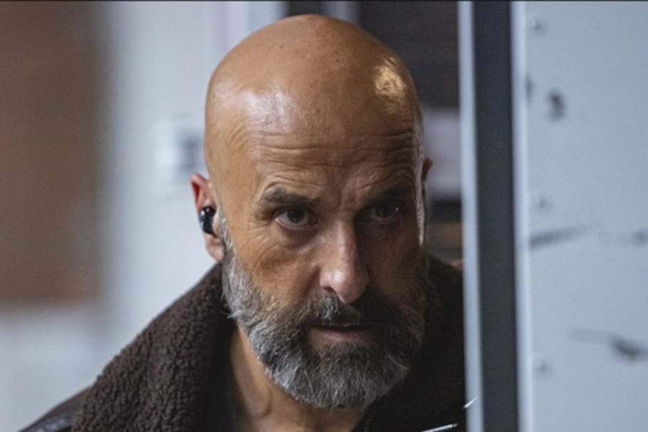 Antonio Gil es el ruso en La reina del Sur