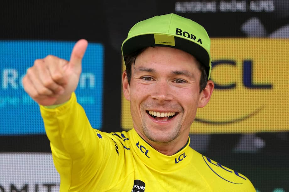 Primoz Roglic celebra como líder del Critérium del Dauphiné.