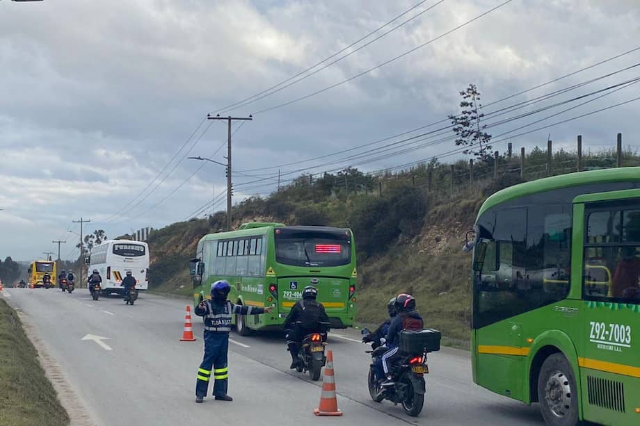 Secretaría de Movilidad anunció el plan mientras continúa el cierre.