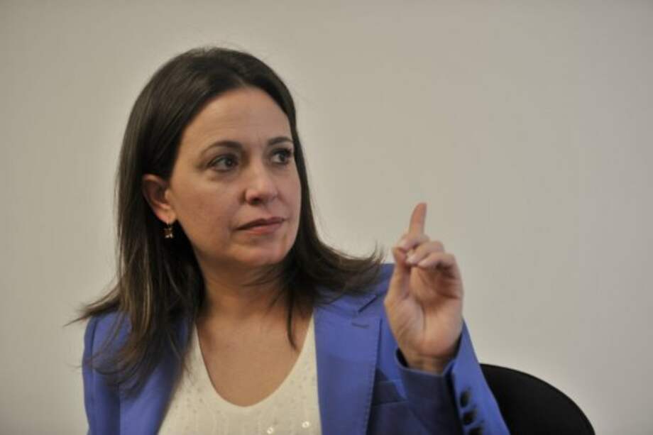 Diálogo en Venezuela es una “farsa”: María Corina Machado
