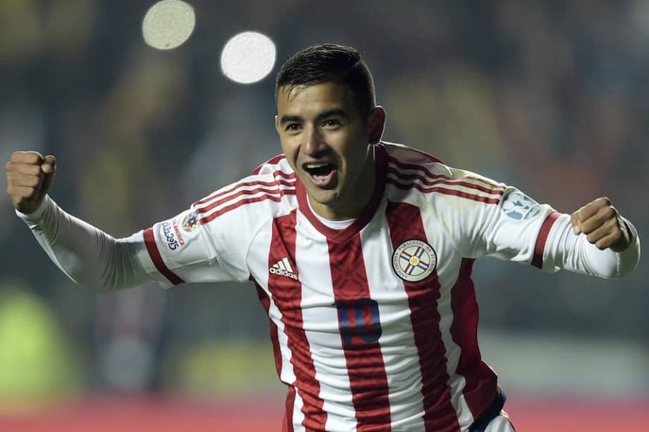 Derlis González, mediocampista del seleccionado paraguayo. Foto: AFP