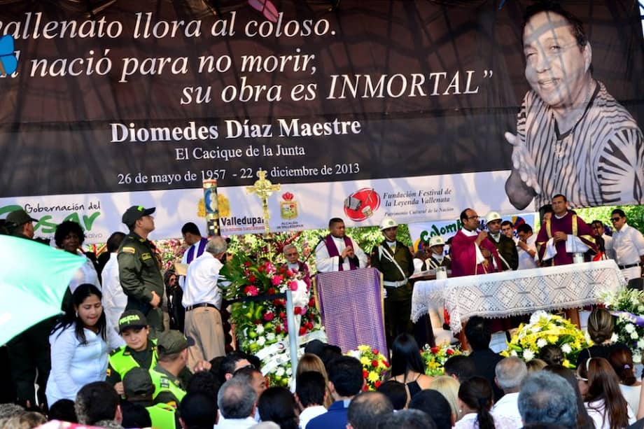 Fotografía cedida por el diario El Heraldo del funeral público del cantautor colombiano Diomedes Díaz./ EFE