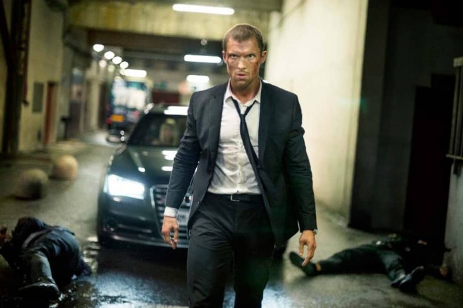 Ed Skrein como Frank Martin.